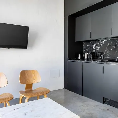 Cozy And Stylish Next To The Center 1.c2